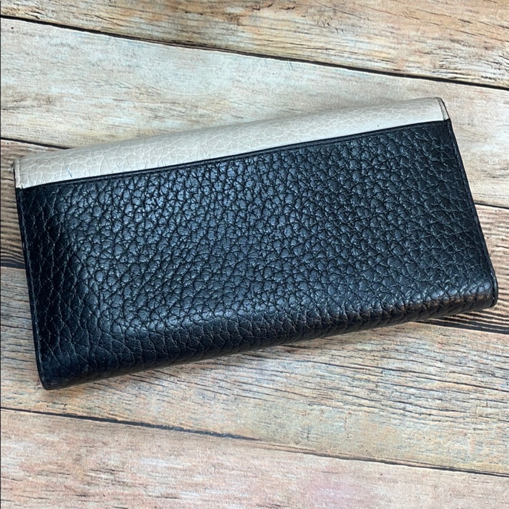Kate Spade Wallet - Picture 5 of 15
